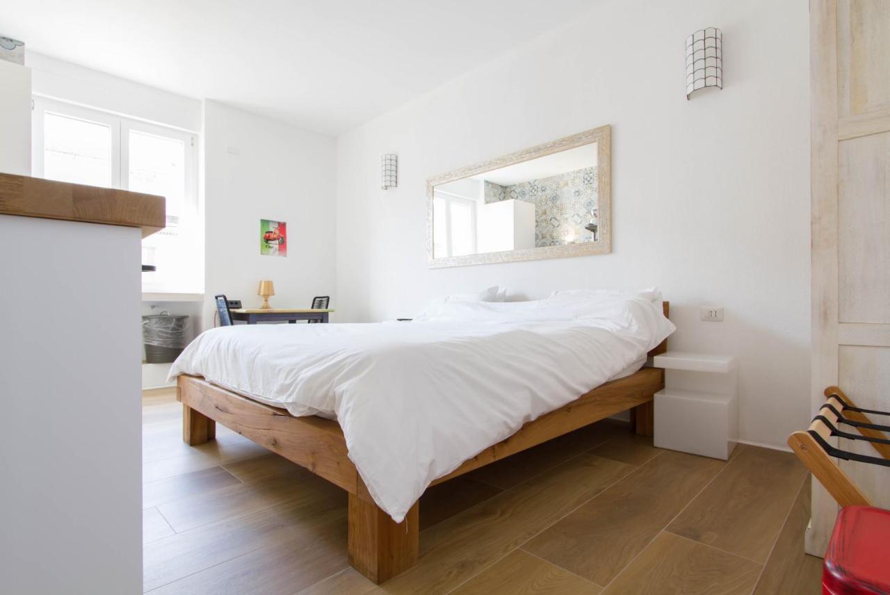 Luxury Cozy Studio By Central Station - Cafe มิลาน ภายนอก รูปภาพ